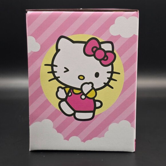 Hello Kitty Friends Mini Snow Globe - Hello Kitty - Picture 6 of 8